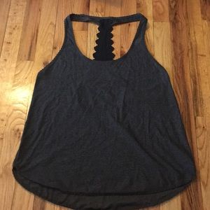 Lululemon tank top!